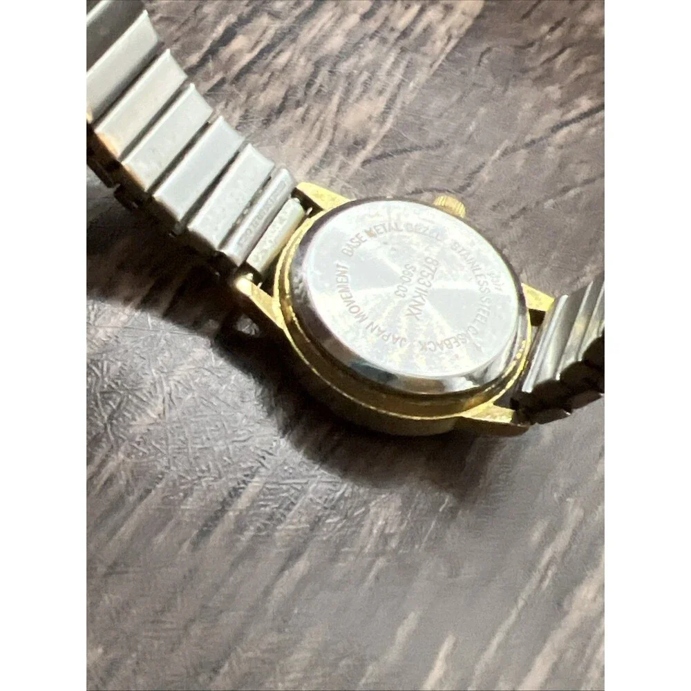 Vintage Style Gold Tone Ladies Watch White Dial Classy Deco Retro 24 mm Working
